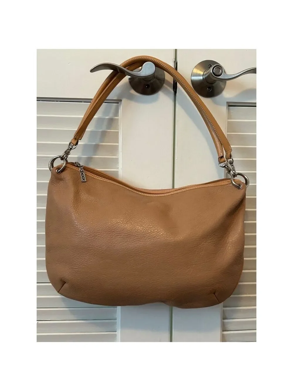 MAXX New York Tan Leather Hobo Handbag Camel Shoulder Bag Silver Hardware